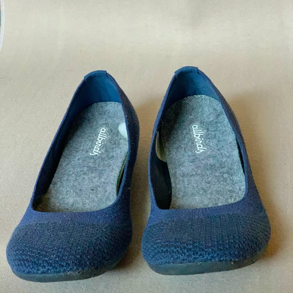 Allbird’s Navy Tree Breezer Flats - 6.5